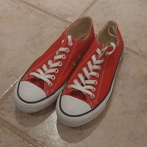 Converse Low Top